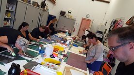 workshop cursus zelf latex kleding maken