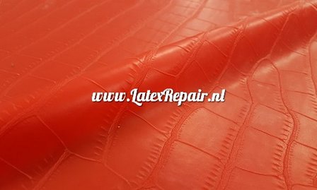 crocodile latex rood  02