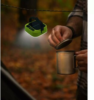 Campinglamp op zonne-energie met powerbank!
