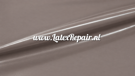 Latex 0.40 | Metallic platinum 