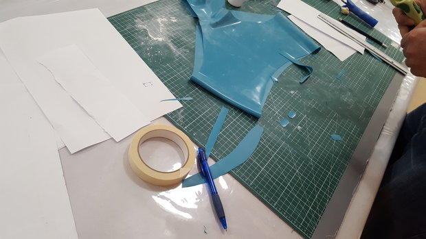 Workshop latex kleding bh corset maken Linschoten Nieuw Weerdinge LatexRepair 12