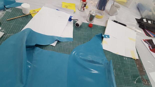 Workshop latex kleding bh corset maken Linschoten Nieuw Weerdinge LatexRepair 15