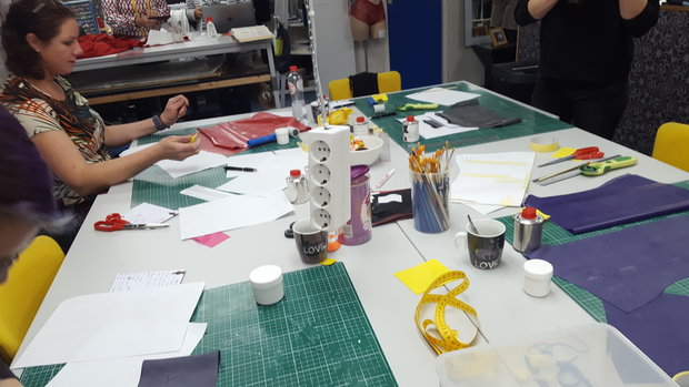 Workshop latex kleding bh corset maken Linschoten LatexRepair 