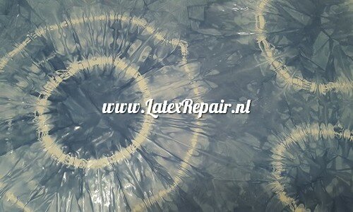 Latex - 1219 - Tie Dye - circles blue white large 