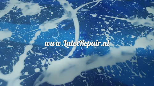 Feuille de latex - Éclaboussures, effet décolorant