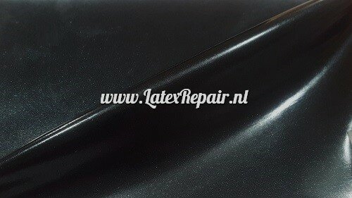 Latex 0.40 | Noir métallique - Extra large ! (± 108 cm)